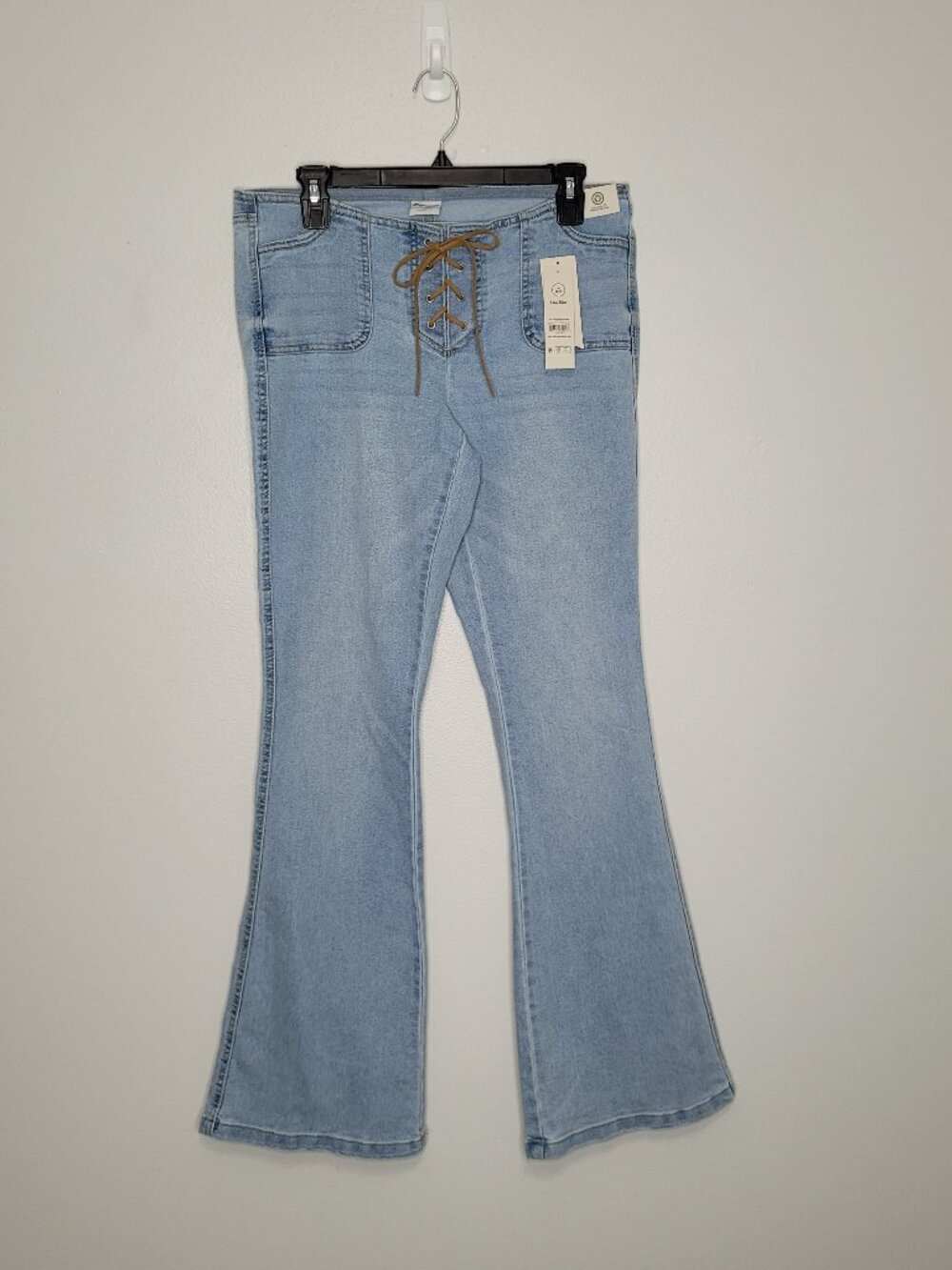 No Boundaries blue lace up front low rise y2k vibes flare boho jeans size medium